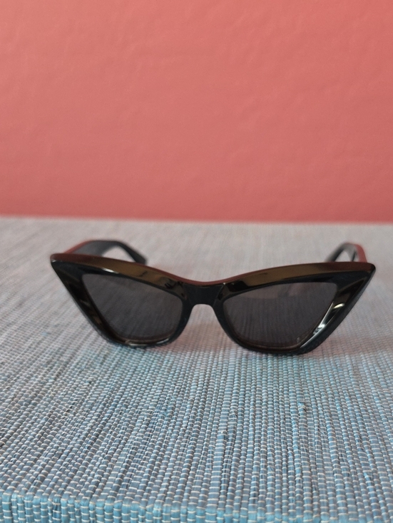 Bottega Veneta Accessories - Bottega Veneta Black Cat-Eye Sunglasses